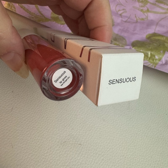 NEW KAB Cosmetics lip gloss - Picture 5 of 6